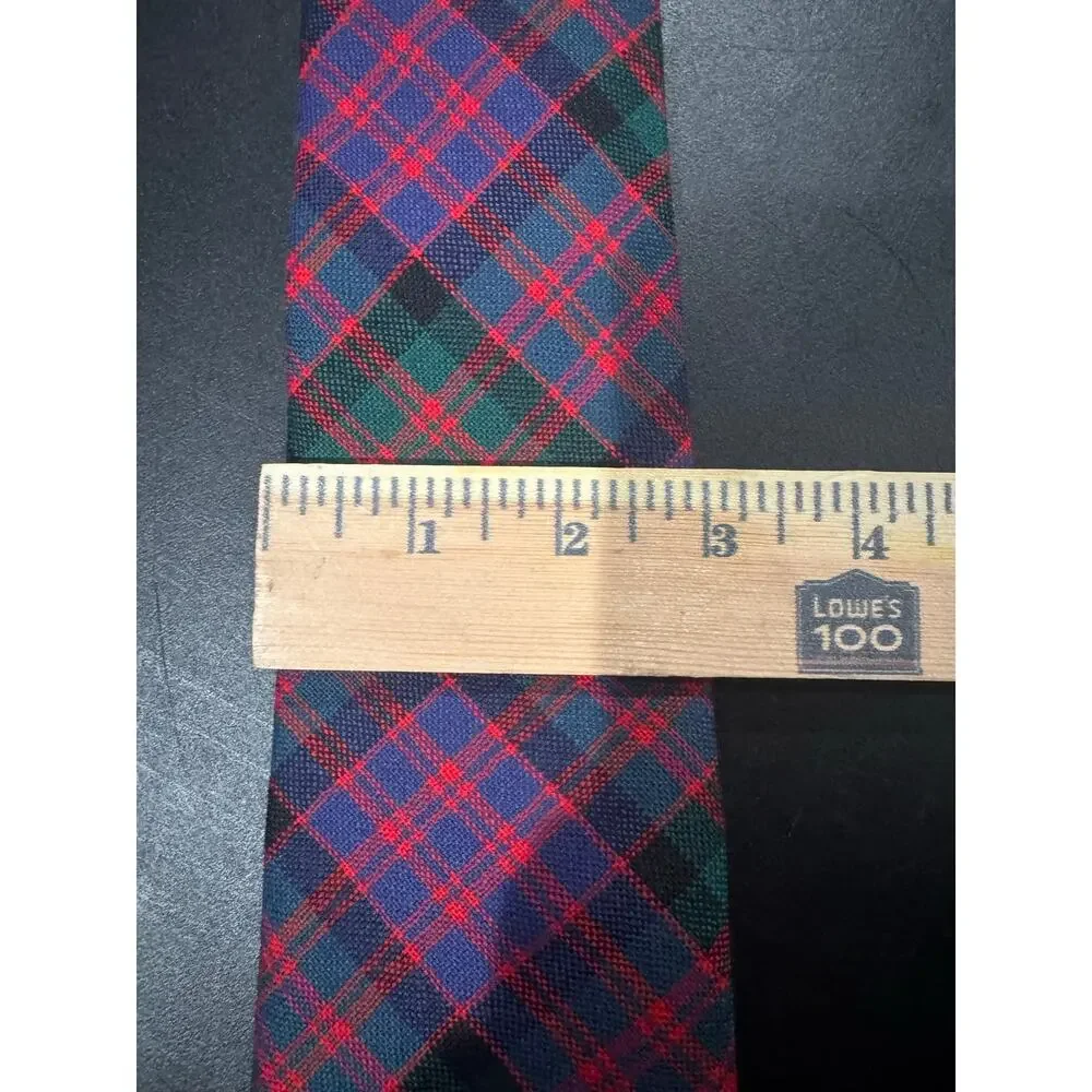Ingles Buchan Wool Scotland Tartan Plaid Tie